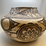 Zuni pueblo pottery Lyn Fox